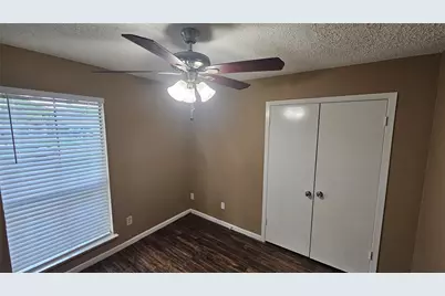 4250 Southchase Lane, Houston, TX 77014 - Photo 14