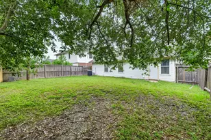 10426 Briar Patch St, Baytown, TX 77523 - Photo 38