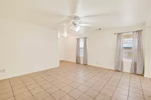 10426 Briar Patch St, Baytown, TX 77523 - Photo 8
