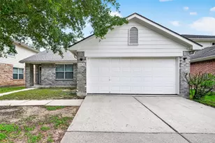 10426 Briar Patch St, Baytown, TX 77523 - Photo 1