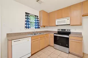 10426 Briar Patch St, Baytown, TX 77523 - Photo 14