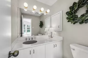 10610 Piping Rock Ln, Houston, TX 77042 - Photo 32