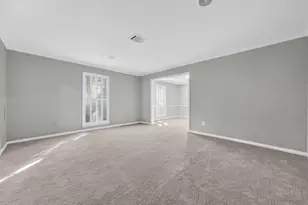 10610 Piping Rock Ln, Houston, TX 77042 - Photo 8