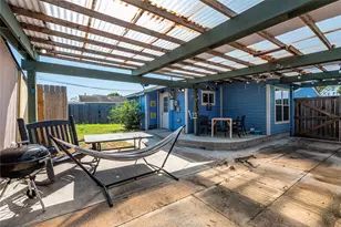 1310 Harris Way, Galveston, TX 77551 - Photo 6