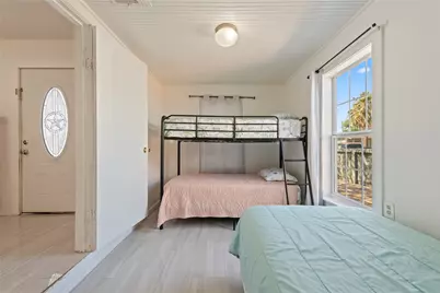 1310 Harris Way, Galveston, TX 77551 - Photo 16