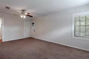 2538 Sycamore Ave, Huntsville, TX 77340 - Photo 12