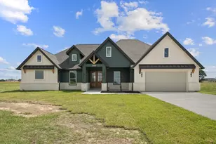 560 Quarter Horse Trail, Angleton, TX 77515 - Photo 1