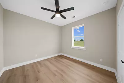 560 Quarter Horse Trail, Angleton, TX 77515 - Photo 16