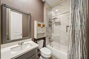 5434 Camaguey St, Houston, TX 77023 - Photo 8