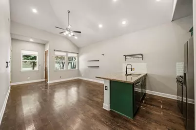 5434 Camaguey Street, Houston, TX 77023 - Photo 6