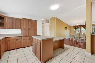 3233 Clarksville St, La Porte, TX 77571 - Photo 14