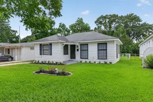 8323 Bonner Dr, Houston, TX 77017 - Photo 30