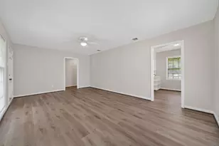 8323 Bonner Dr, Houston, TX 77017 - Photo 6