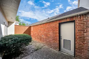 2468 Bering Dr, Houston, TX 77057 - Photo 28