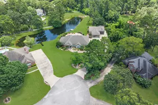2327 Timber Breeze Ct, Magnolia, TX 77355 - Photo 2