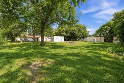 262 Oakland Street, Baytown, TX 77520 - Photo 28