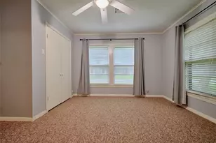 9402 Line St, Needville, TX 77461 - Photo 18