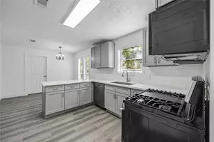 16402 Lobo Ln, Spring, TX 77379 - Photo 18