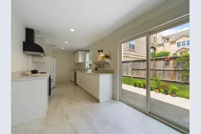 5627 Winsome Lane, Houston, TX 77057 - Photo 10