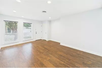 5627 Winsome Lane, Houston, TX 77057 - Photo 2