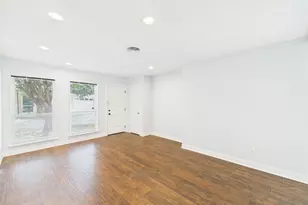5627 Winsome Ln, Houston, TX 77057 - Photo 2