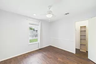 5627 Winsome Ln, Houston, TX 77057 - Photo 14