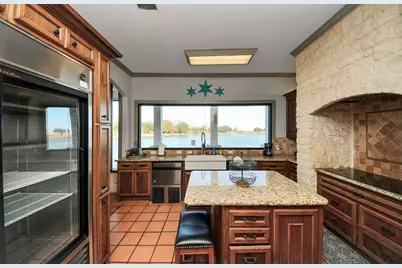 5523 Ehrman Lake Lane, Wallis, TX 77485 - Photo 14