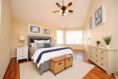 738 Country Place Drive Drive #C, Houston, TX 77079 - Photo 4