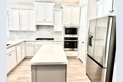 211 Sierra Stream Lane, Conroe, TX 77304 - Photo 4