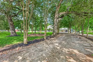 461 County Rd 174, Wharton, TX 77488 - Photo 2