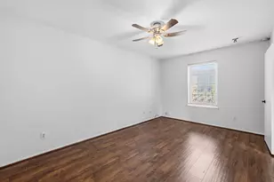 5534 Beverly Hill St, Houston, TX 77056 - Photo 18