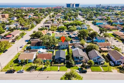 5011 Avenue Q #Rear, Galveston, TX 77551 - Photo 1
