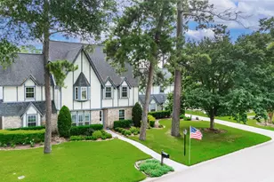 8018 Northbridge Dr, Spring, TX 77379 - Photo 2
