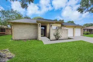 2118 Pilgrims Bend Dr, Friendswood, TX 77546 - Photo 4