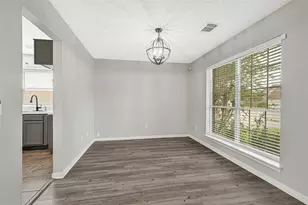 3906 Greenwood Dr, Pearland, TX 77584 - Photo 4