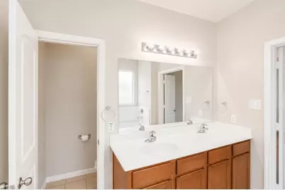 10102 Hidden Falls Drive, Pearland, TX 77584 - Photo 12