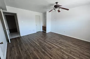 8323 Wilcrest Dr, Houston, TX 77072 - Photo 14