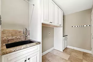 3726 Autumn Ln, Baytown, TX 77521 - Photo 26