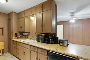 2116 Easy St, Waco, TX 76704 - Photo 8