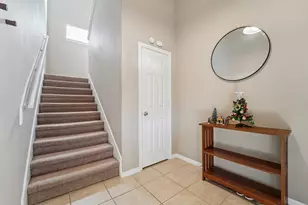 163 N Binnacle Ct, Willis, TX 77318 - Photo 2