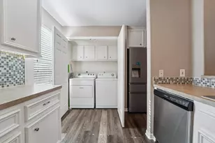 163 N Binnacle Ct, Willis, TX 77318 - Photo 12