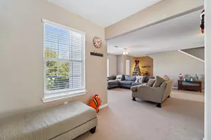 163 N Binnacle Ct, Willis, TX 77318 - Photo 6