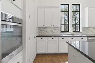 2702 Cortlandt St, Houston, TX 77008 - Photo 22