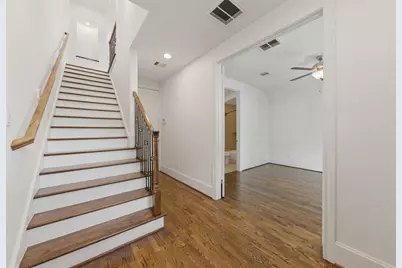 2702 Cortlandt Street, Houston, TX 77008 - Photo 8