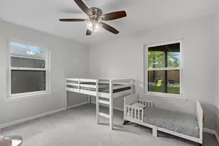5041 Nina Lee Ln, Houston, TX 77092 - Photo 36