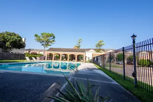 13014 Gentryside Ct, Houston, TX 77077 - Photo 24