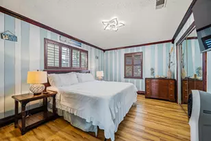 906 91st St, Galveston, TX 77554 - Photo 40