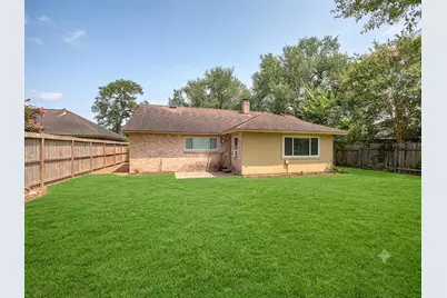 5011 Encino Court, Friendswood, TX 77546 - Photo 20
