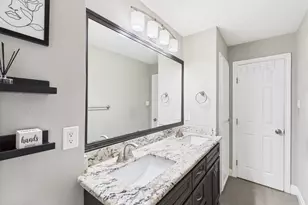 9202 Bintliff Dr, Houston, TX 77074 - Photo 34
