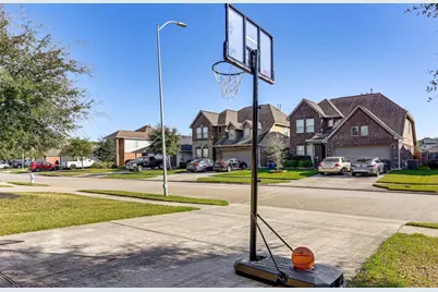 15015 Winter Valley Court, Humble, TX 77396 - Photo 38